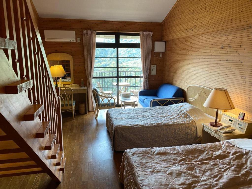 Bellreef Otsuki Hotel